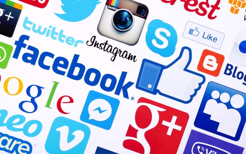 خطرات سرویس شبکه اجتماعی